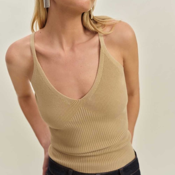 Reformation Tops - Reformation Peony Ribbed Sweater Tank